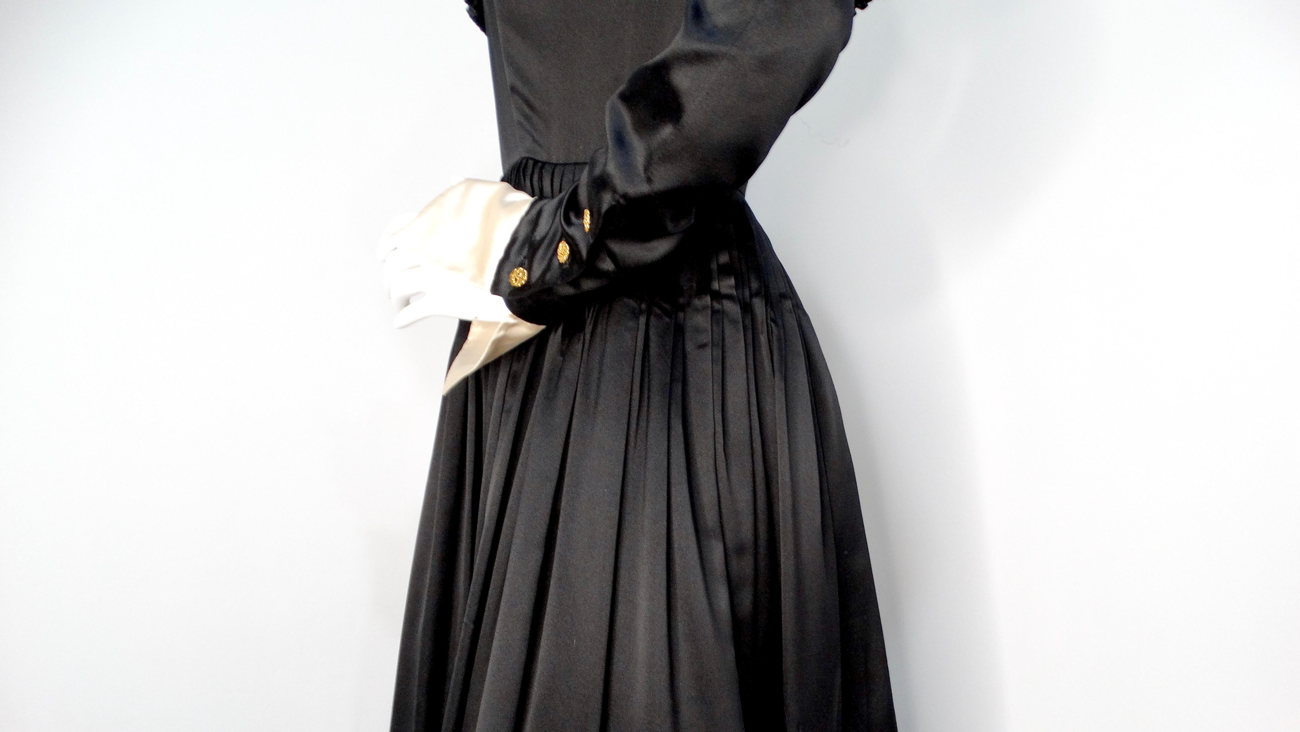 Chanel Boutique Años 80 Vestido de baile plisado de seda negra 4