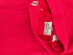 Chanel boutique fucsia wool tailleur skirt