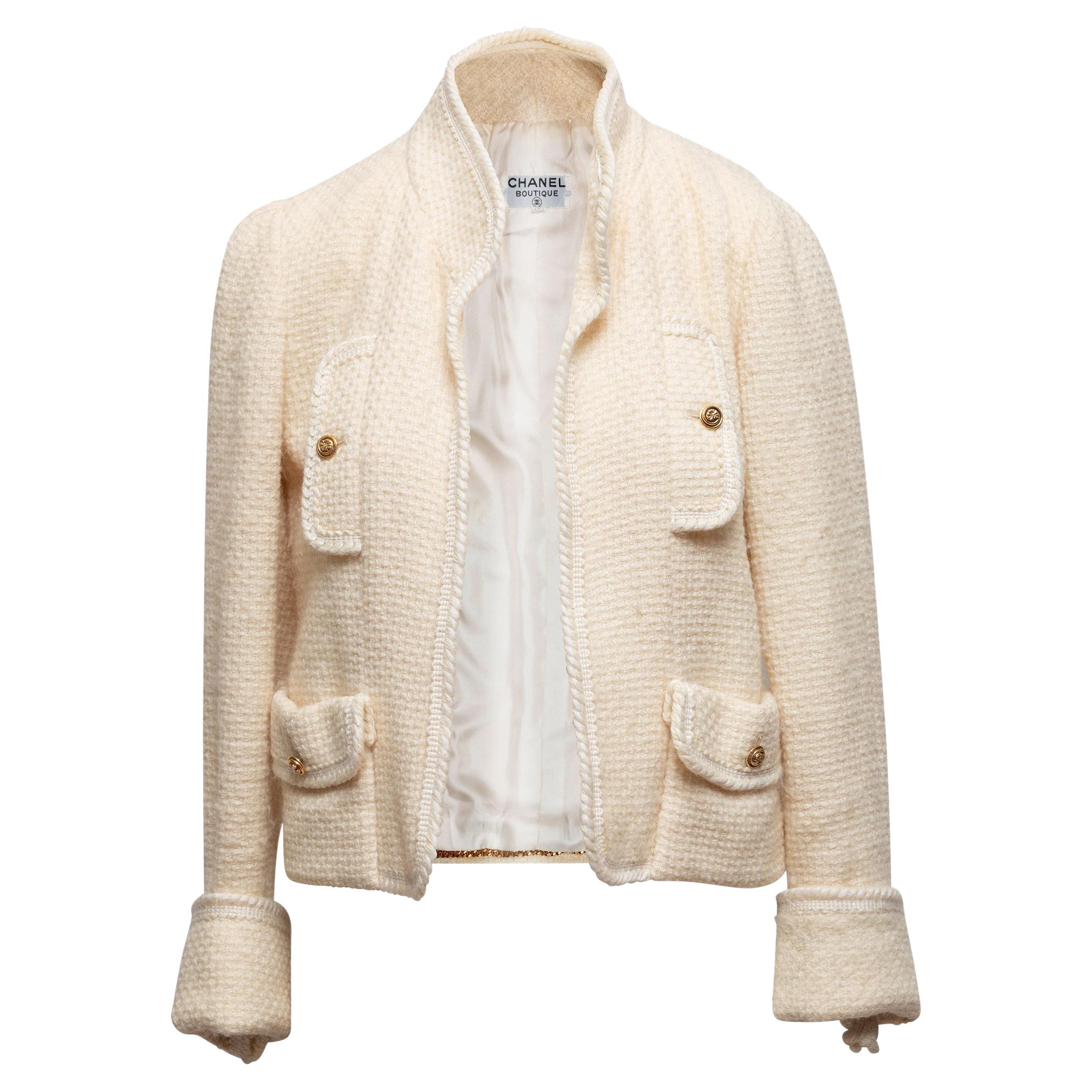 Chanel Boutique Ivory Boucle Tweed Jacket For Sale at 1stDibs