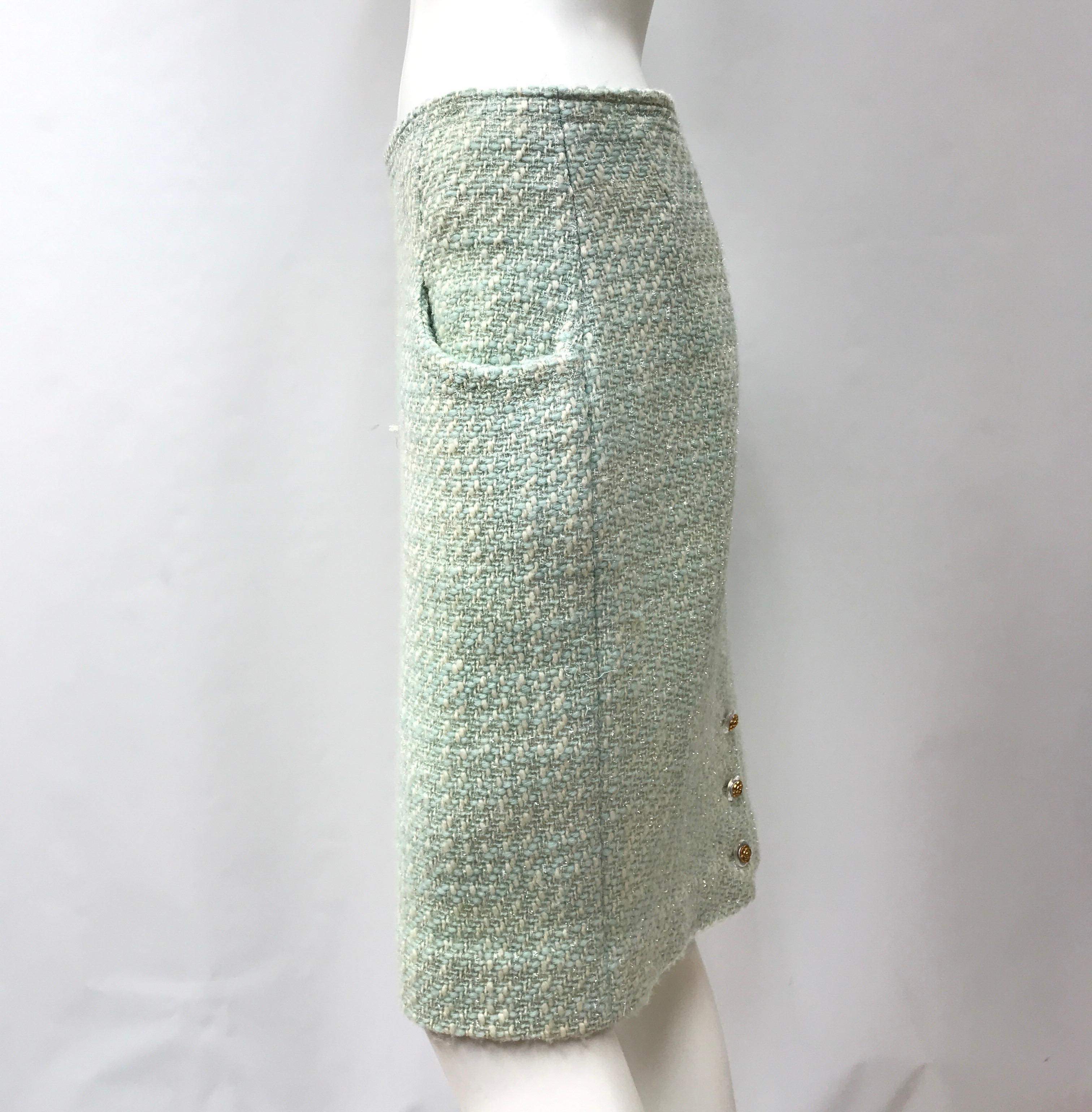 Chanel Boutique Runway Spring/Summer 1992 Ivory & Pale Turquoise Wool/Silk Woven Tweed Skirt-Size 44 on the tag however this item was altered and is equivalent more to a size 4 US. It appears that the skirt was also shortened significantly from its