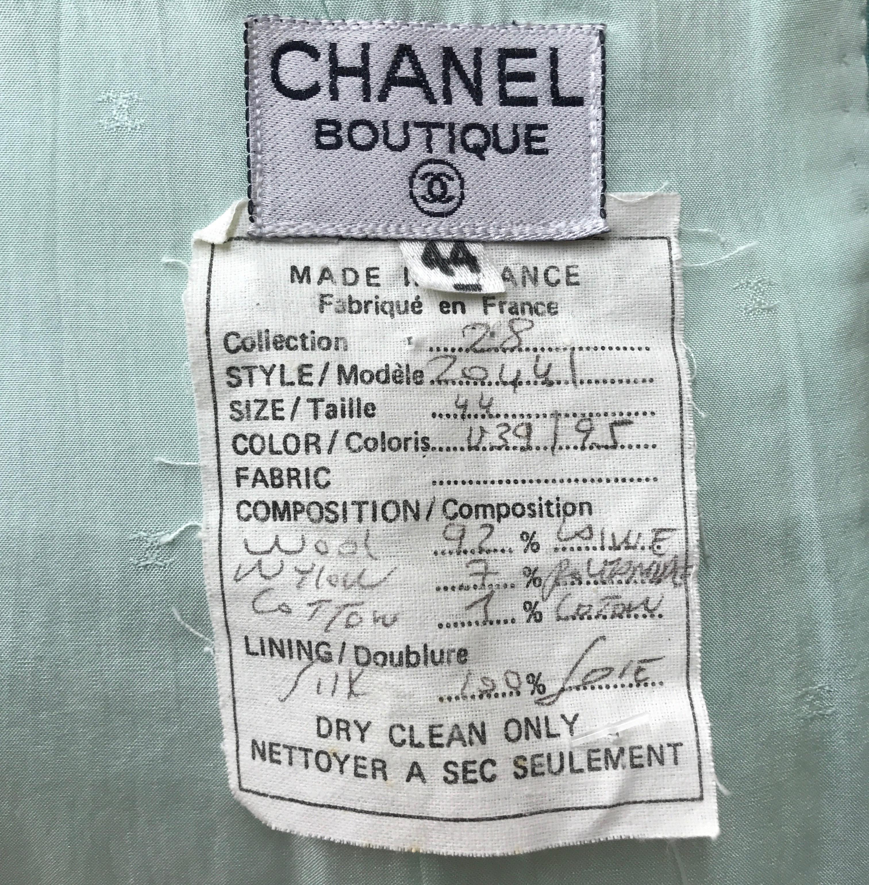 Women's Chanel Runway S/S 1992 Ivory & Pale Turquoise Wool/Silk Woven Tweed Skirt For Sale