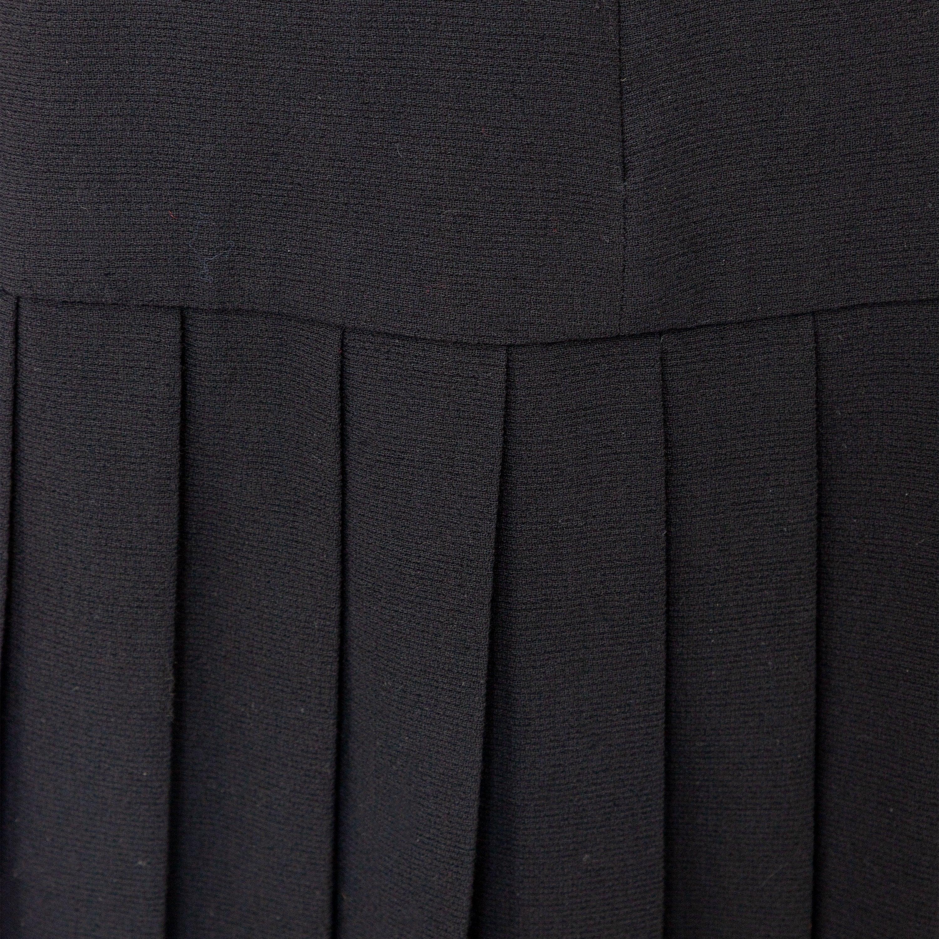 Chanel Boutique Pleated Skirt - '00s For Sale 2