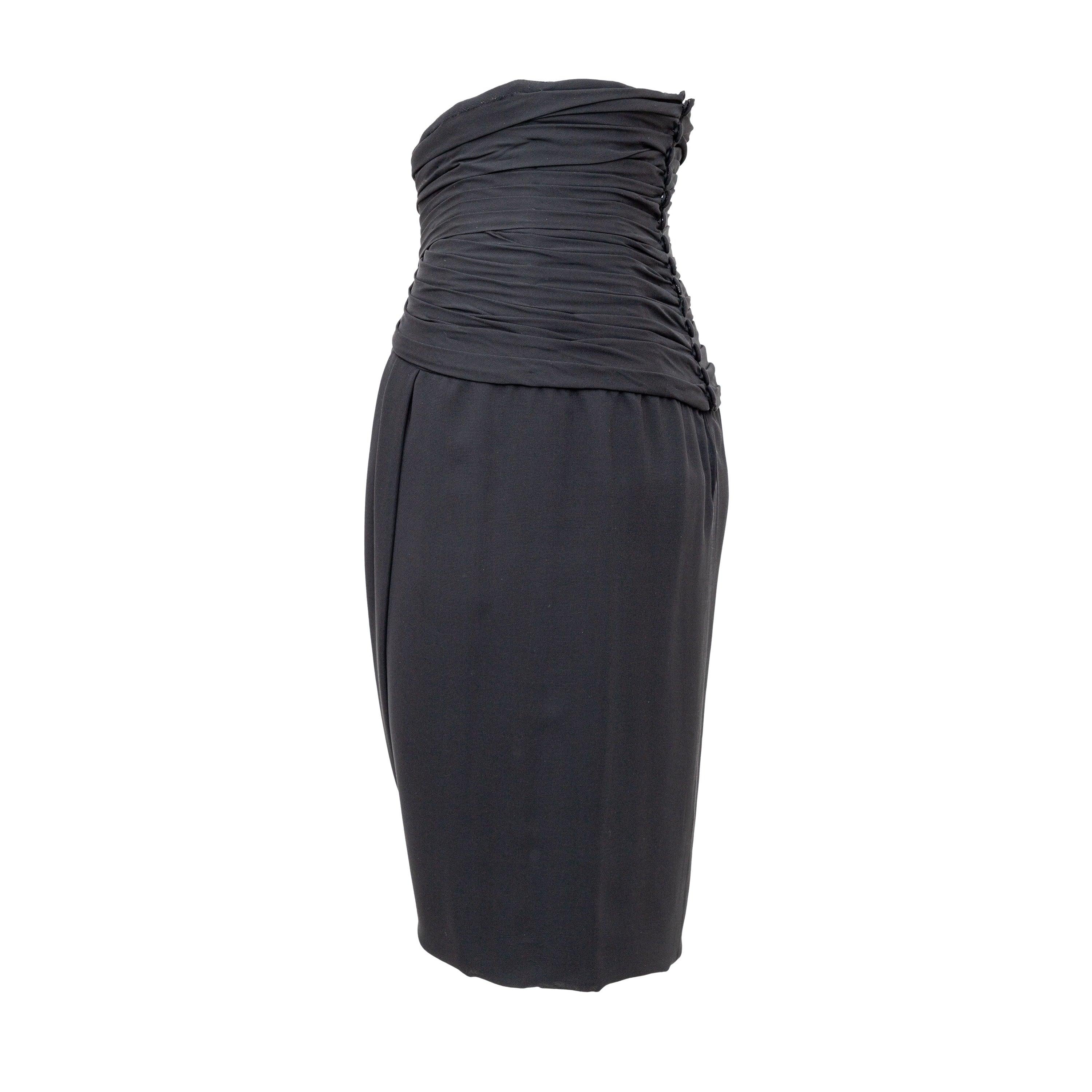 Black Chanel Boutique Pleated Skirt - '90s