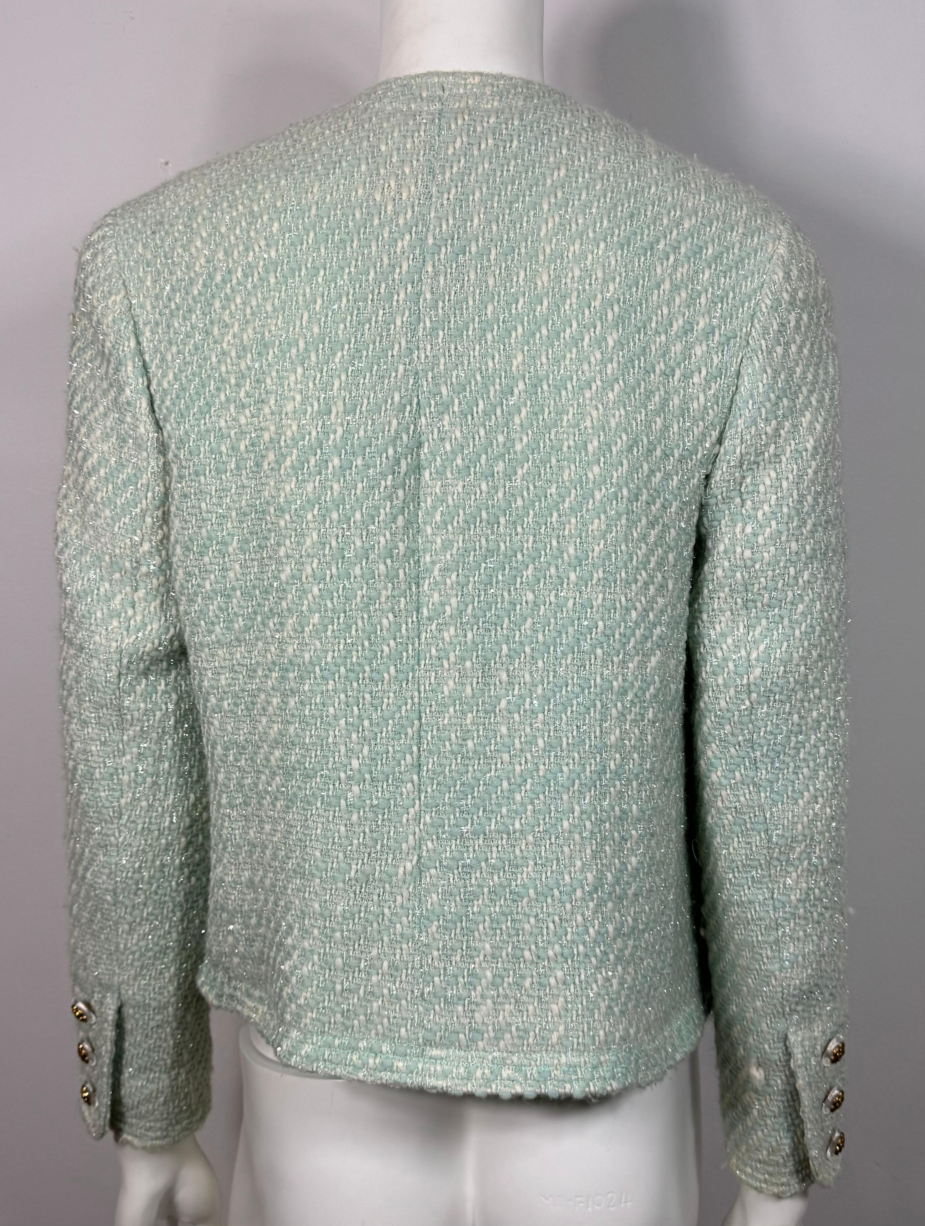 Chanel Boutique Runway printemps 1992 - Veste en tweed ivoire et turq en vente 5