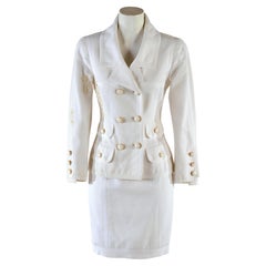 CHANEL boutique Suit white cotton jacket and skirt  late 80s