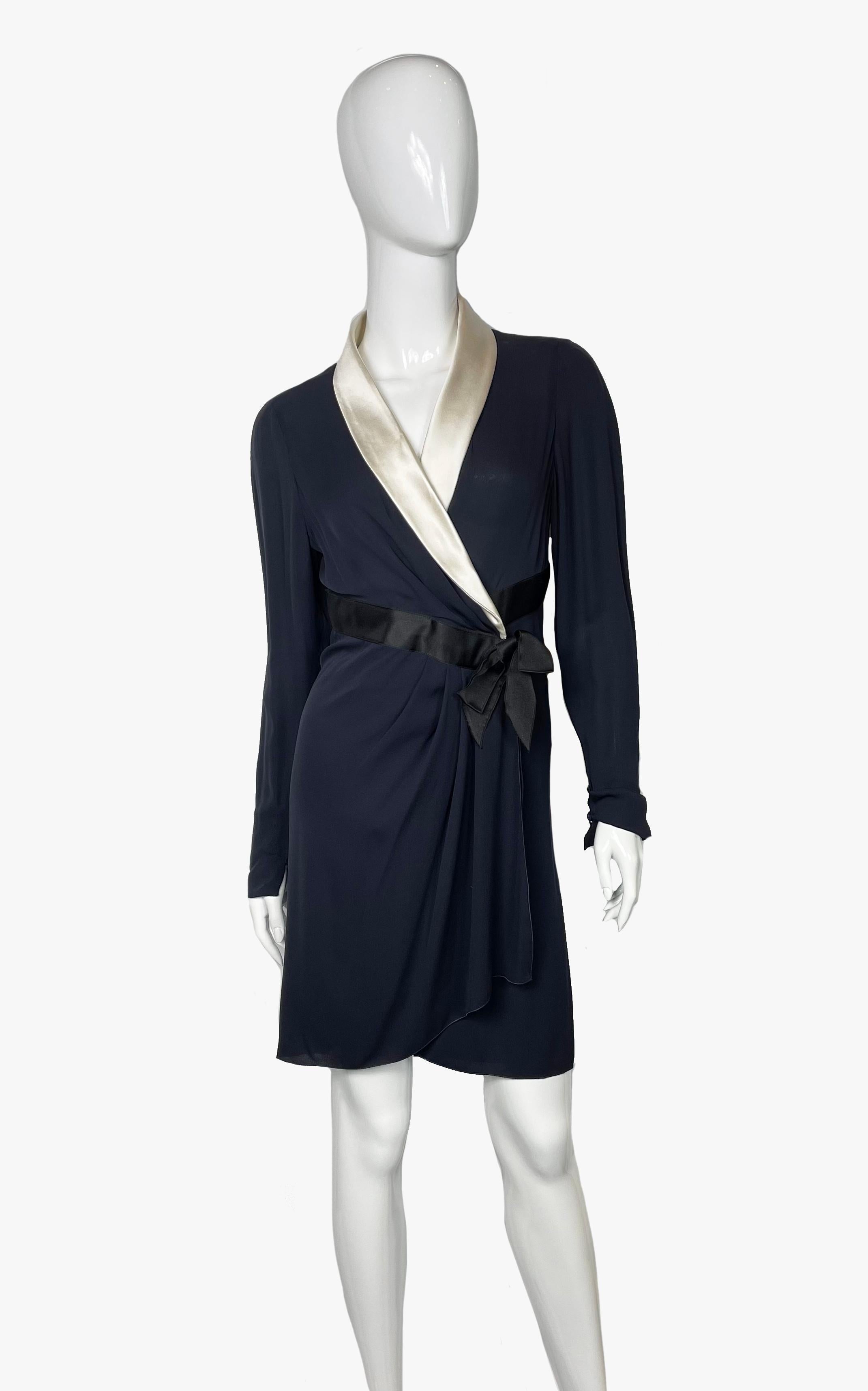 Black Chanel Boutique Vintage Silk Dark Blue Dress, 1990s For Sale