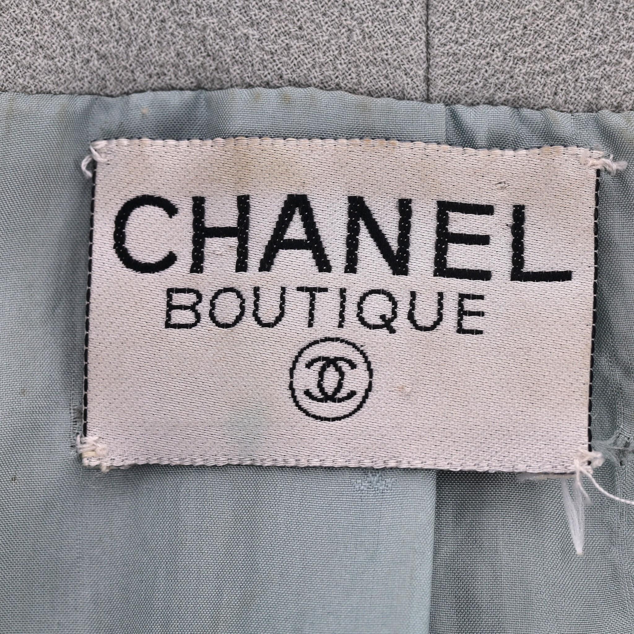 Chanel Boutique Vintage Veste en laine avec bordure en cuir en vente 2