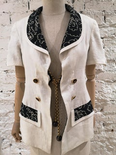 Chanel Boutique white and black linen gold chain jacket