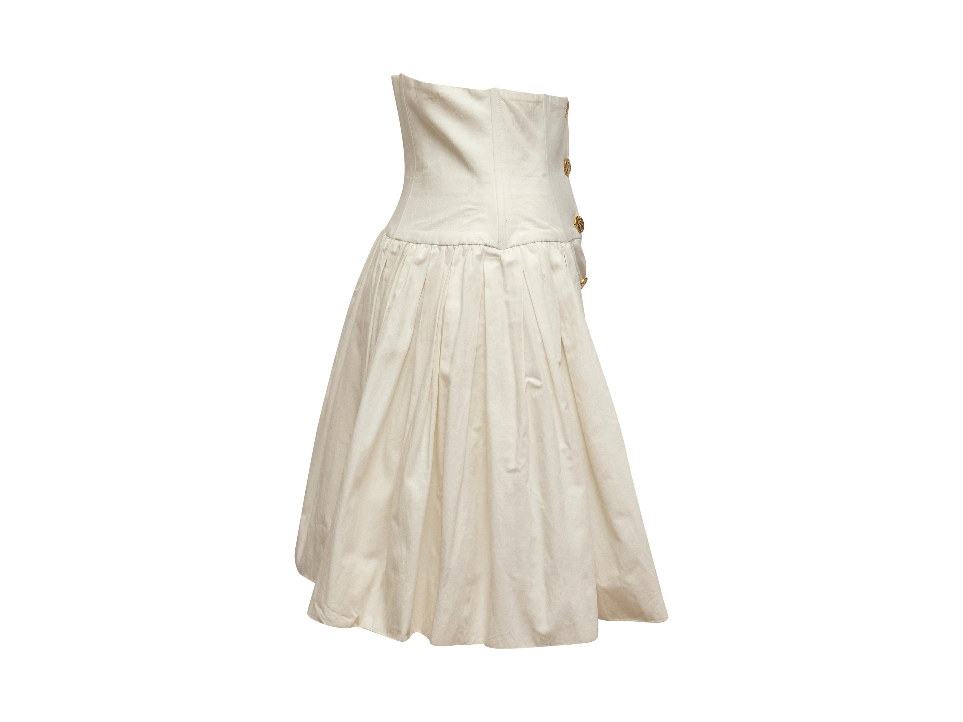 white high waisted skirt