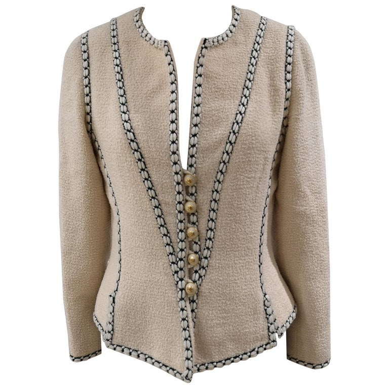 Chanel boutique white wool jacket at 1stDibs