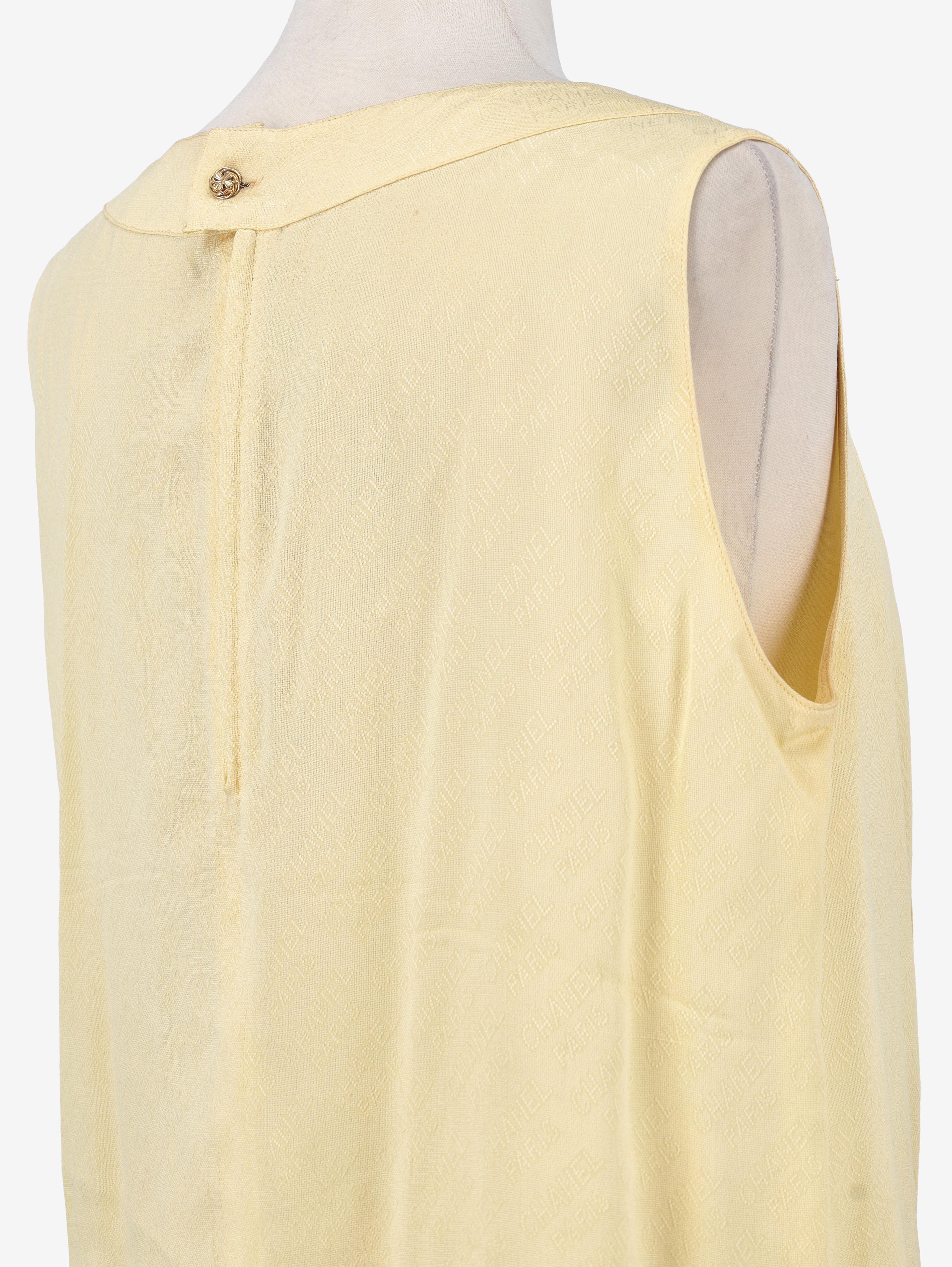 Chanel Boutique Yellow Wool Suit in vendita 7