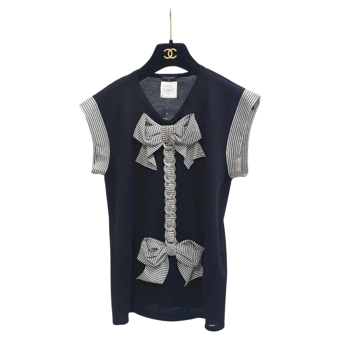 CHANEL Bow cashmere Silk Top For Sale