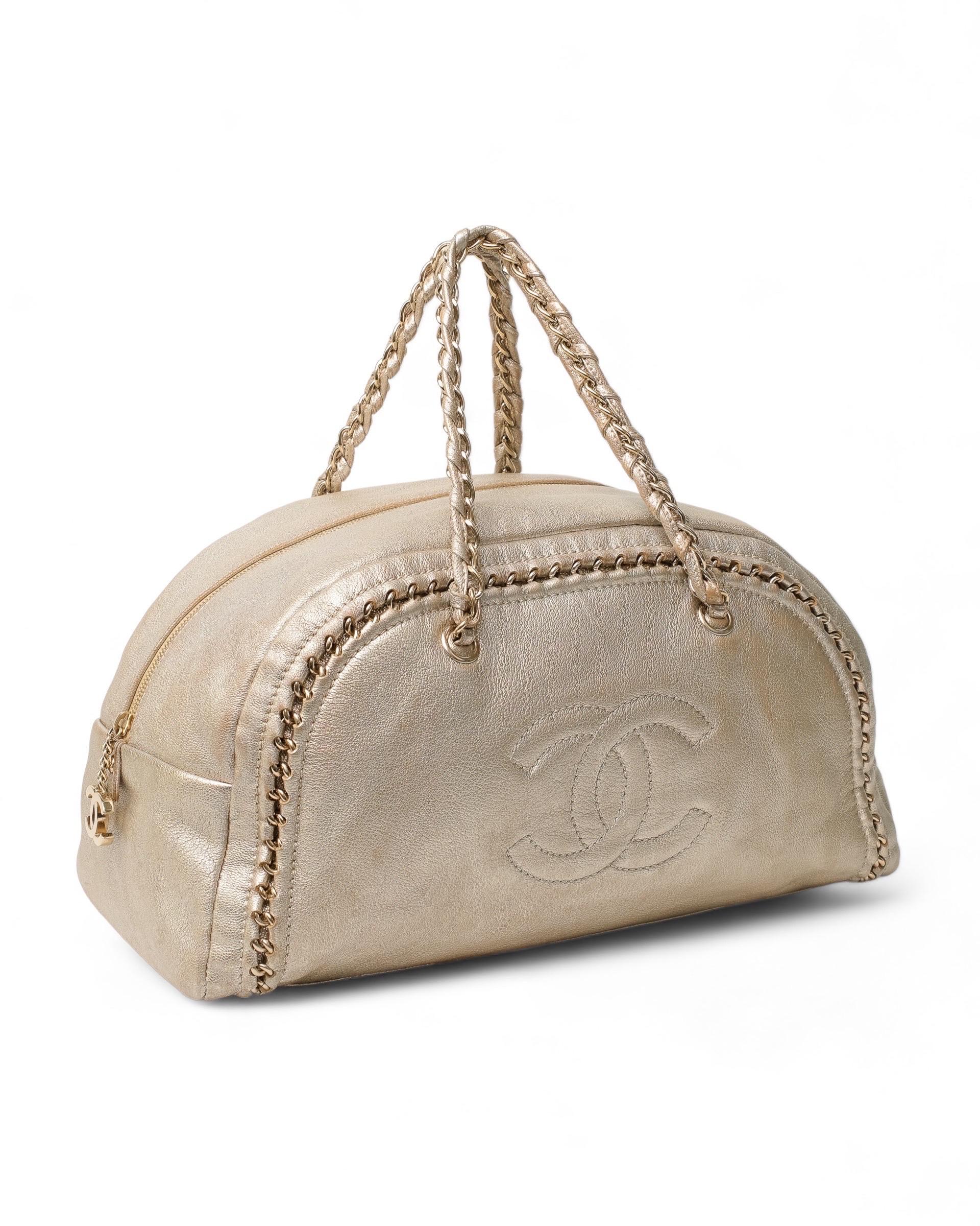 Chanel Bowling Metallic Gold Pelle Borsa a Mano In Good Condition In Torre Del Greco, IT