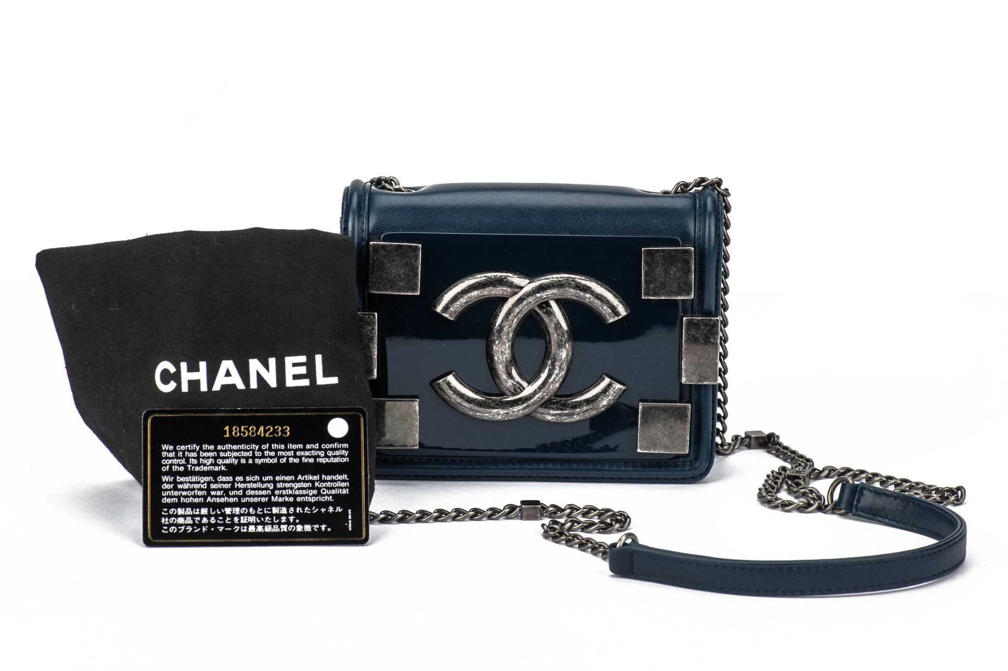 Chanel Boy Brick Flap Bag Navy For Sale 9