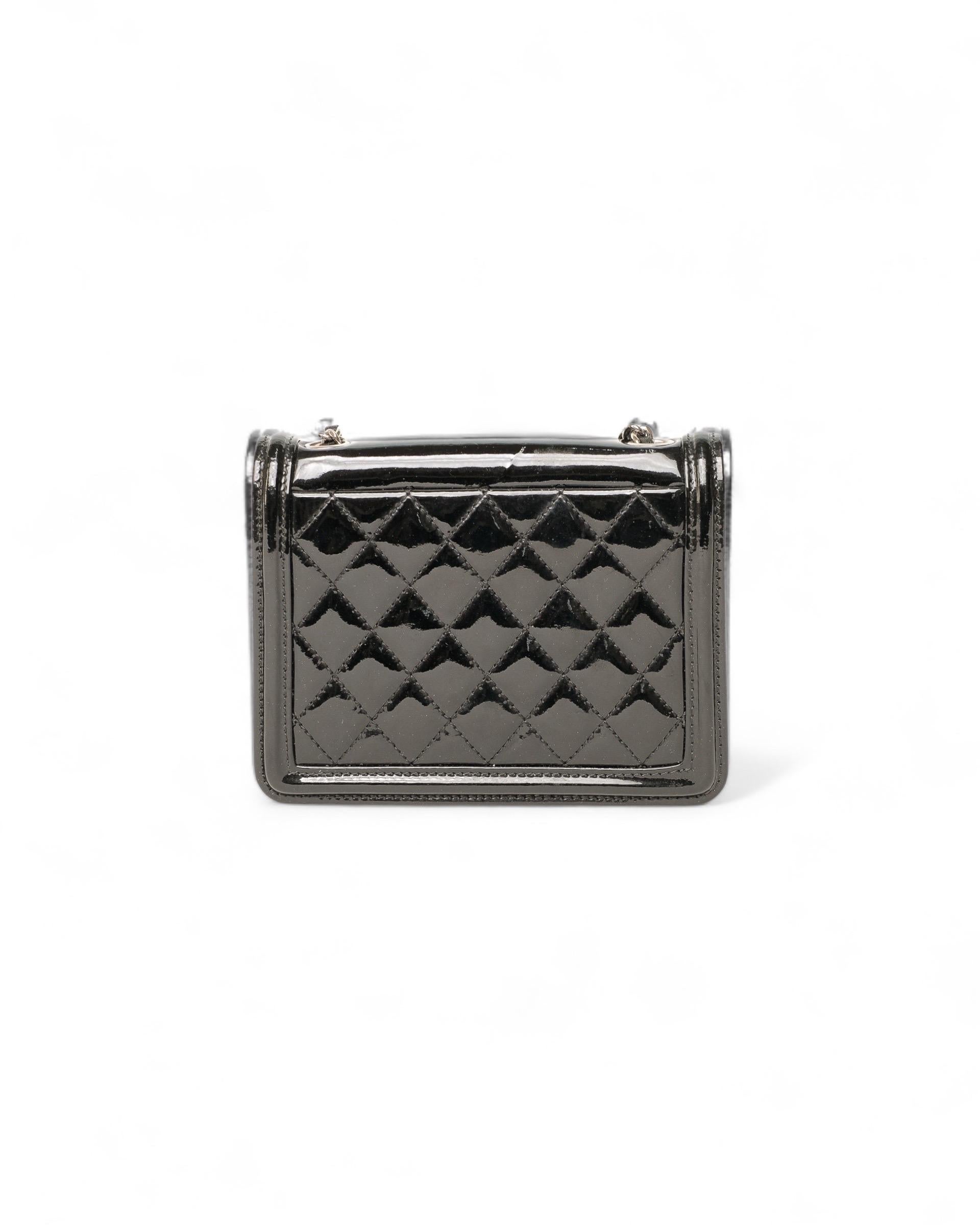 Chanel Boy Brick Lego Crystal Nera Borsa A Tracolla In Excellent Condition For Sale In Torre Del Greco, IT