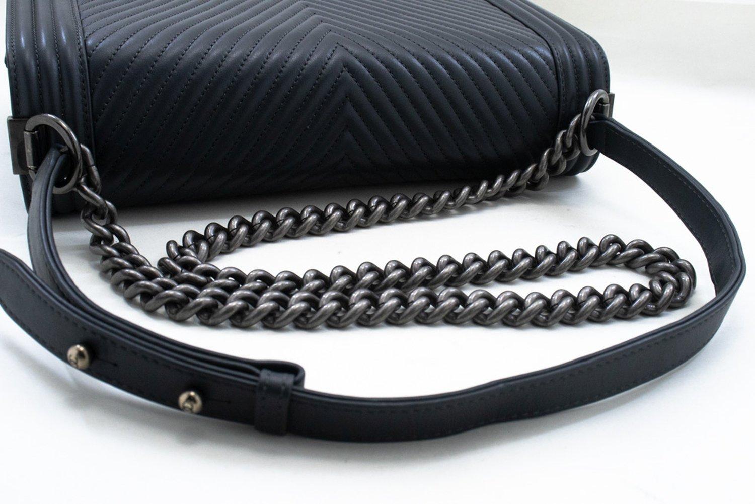 CHANEL Boy Dark Gray V-Stitch Chain Shoulder Bag Flap Quilted For Sale 9