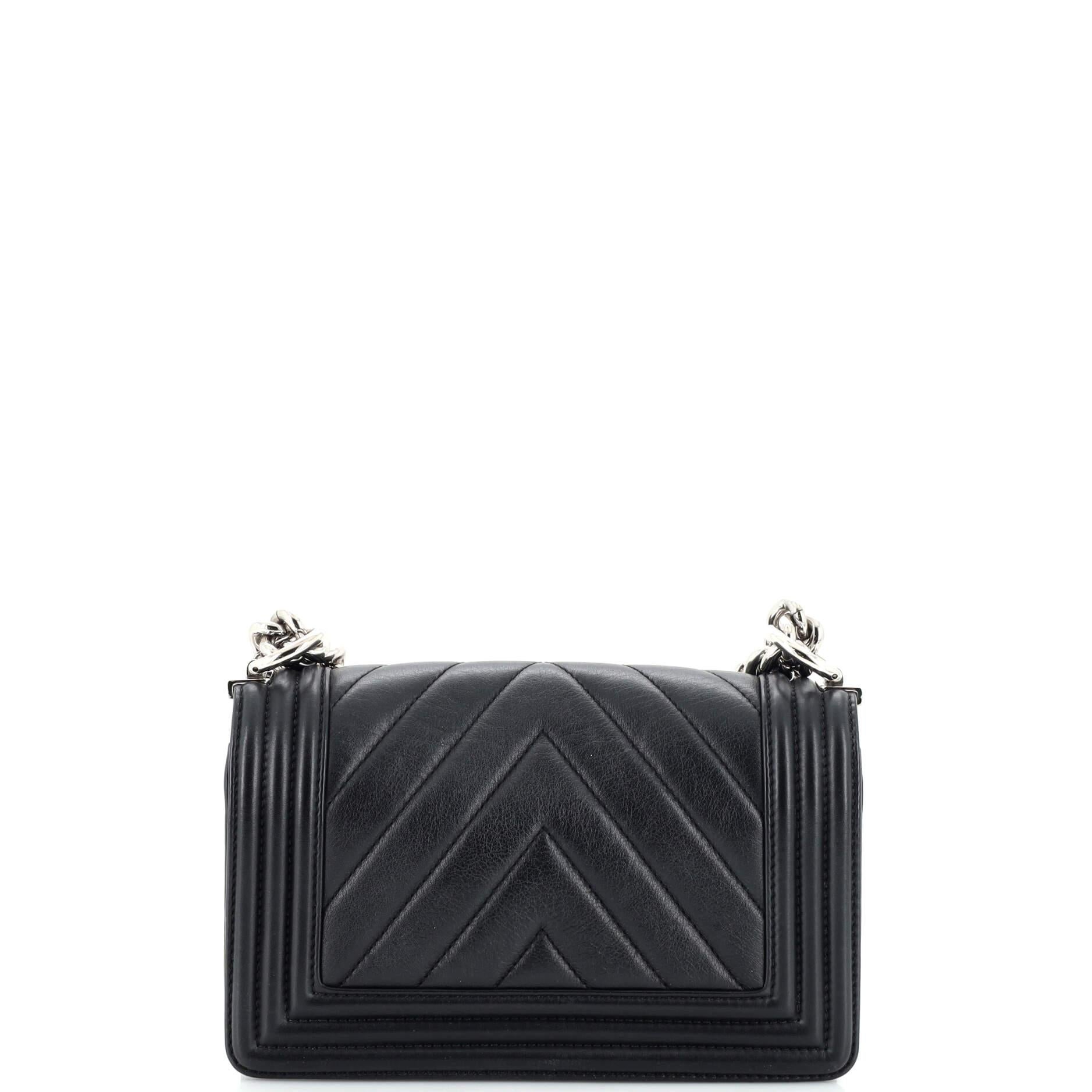 Chanel Boy Flap Bag Chevron Calfskin Small In Good Condition In NY, NY