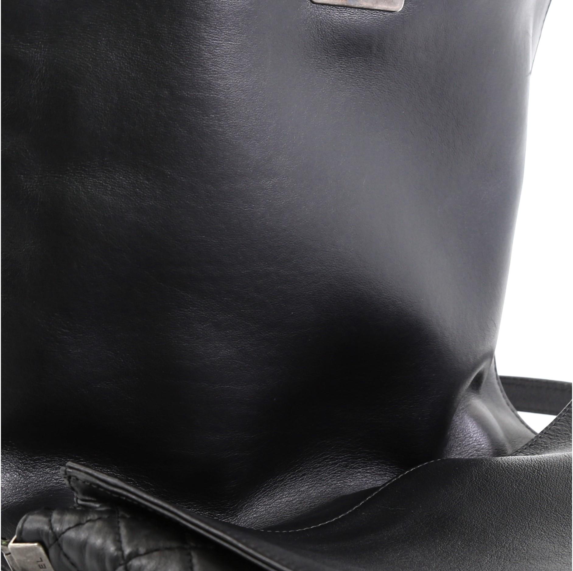 Chanel Boy Flap Bag Enchained Lambskin XL 3