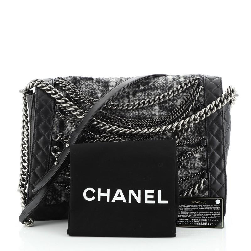 Chanel enchained deals boy bag