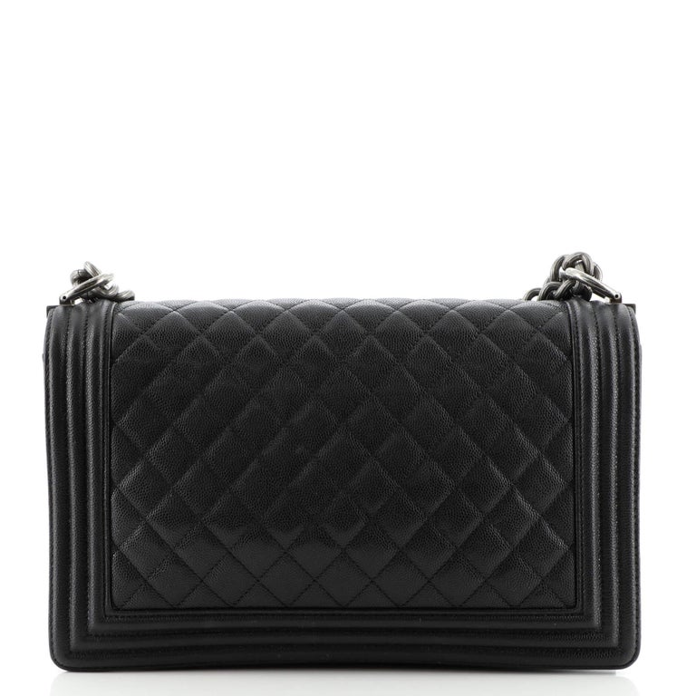 Chanel Boy Flap Bag Quilted Caviar New Medium For Sale at 1stDibs