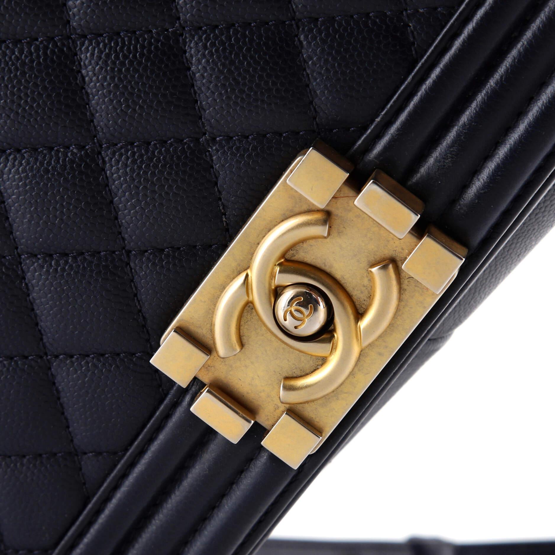 Chanel Boy Flap Bag Quilted Caviar New Medium For Sale at 1stDibs