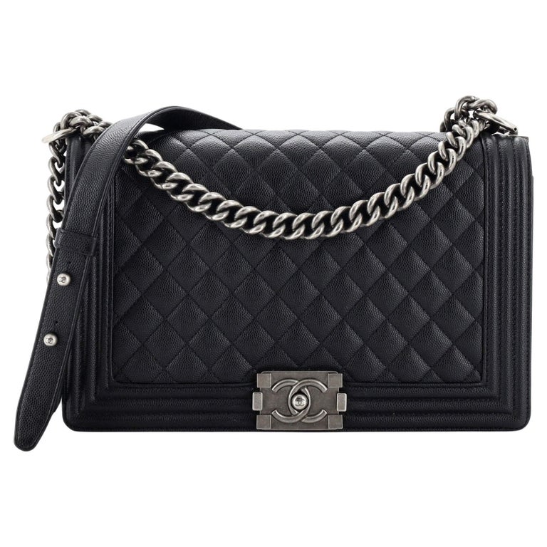 Chanel Boy Flap Bag Quilted Caviar New Medium For Sale at 1stDibs