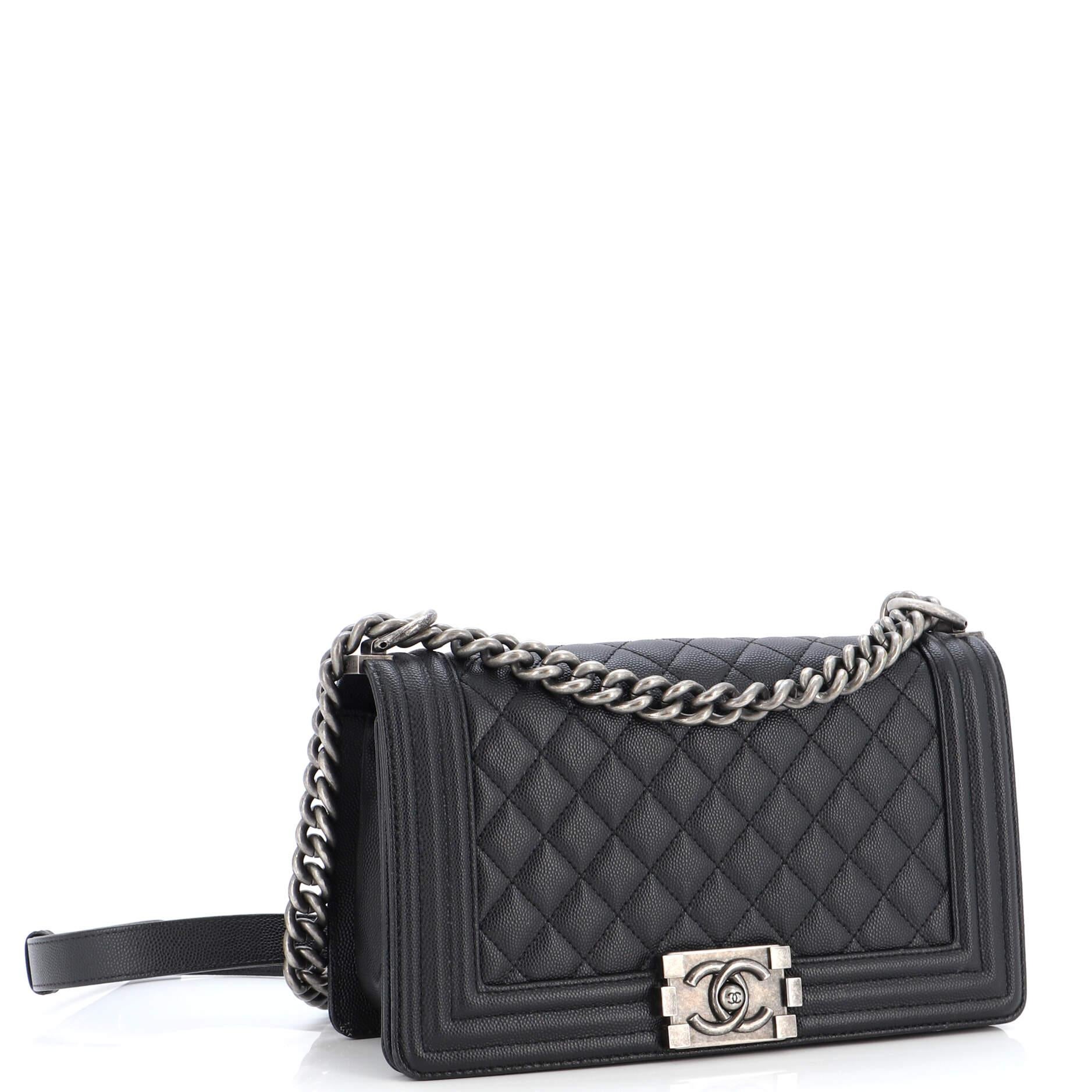Chanel Boy Flap Bag Quilted Caviar Old Medium In Good Condition For Sale In NY, NY