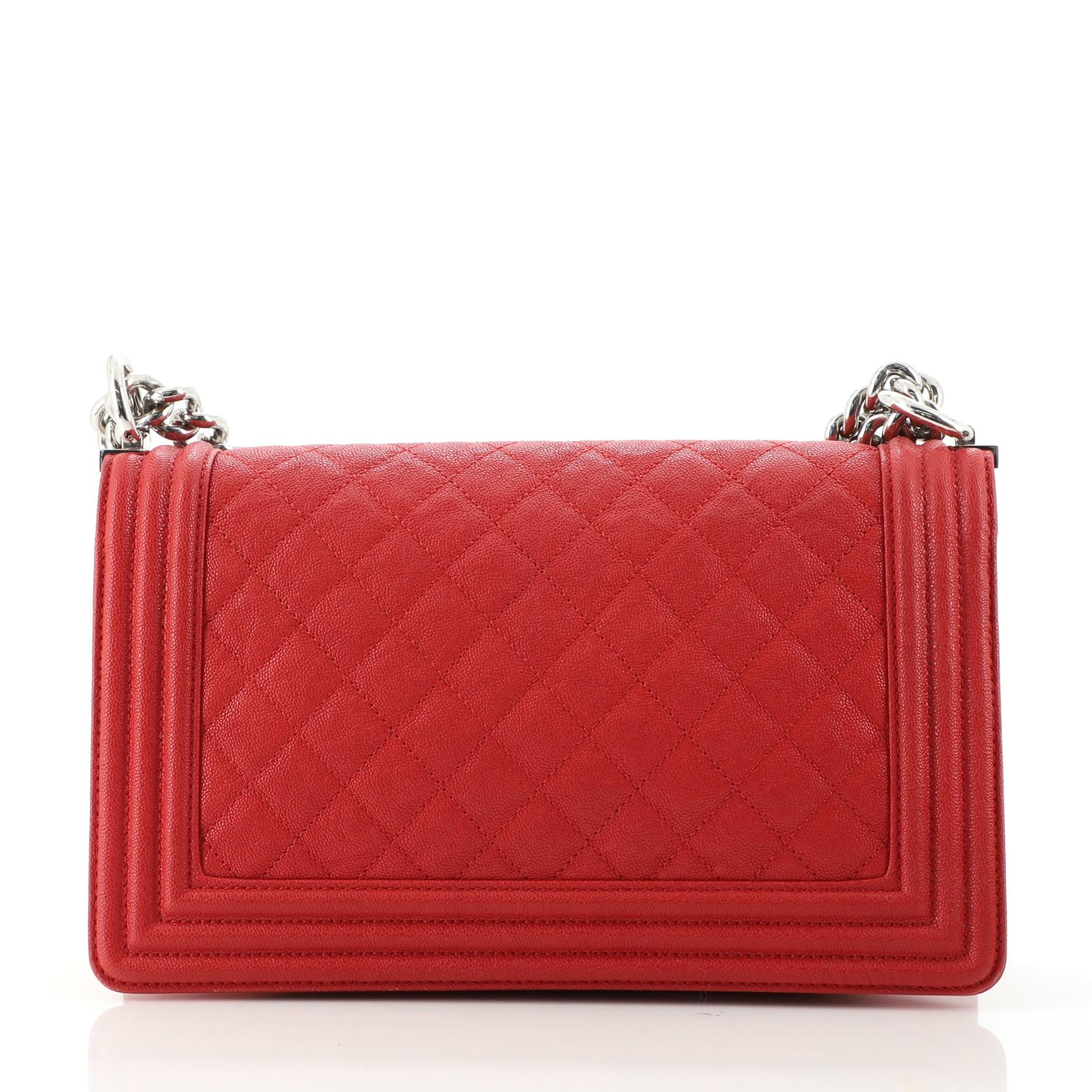 Chanel Boy Flap Bag Quilted Caviar Old Medium In Good Condition In NY, NY