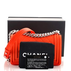 Chanel Boy Flap Bag Gesteppt Kaviar Klein