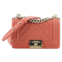 Boy leather handbag Chanel Pink in Leather - 35485949