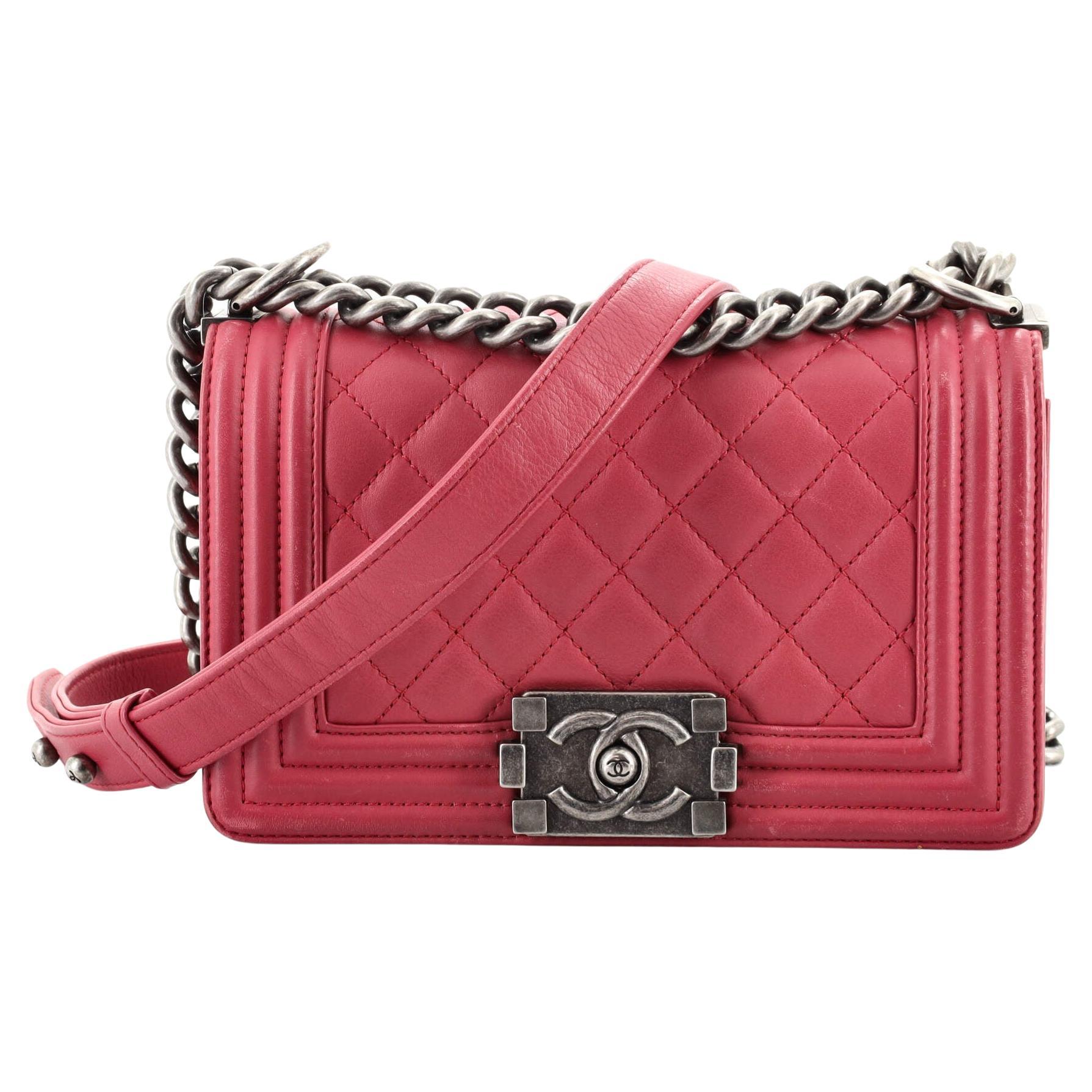 Chanel Pink Crocodile Shoulder Bag at 1stDibs | pink crocodile chanel ...
