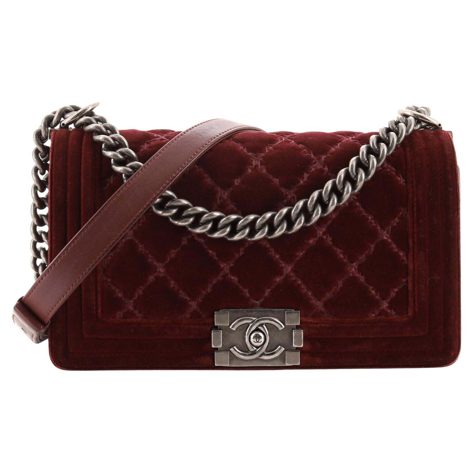 red chanel quilted bag