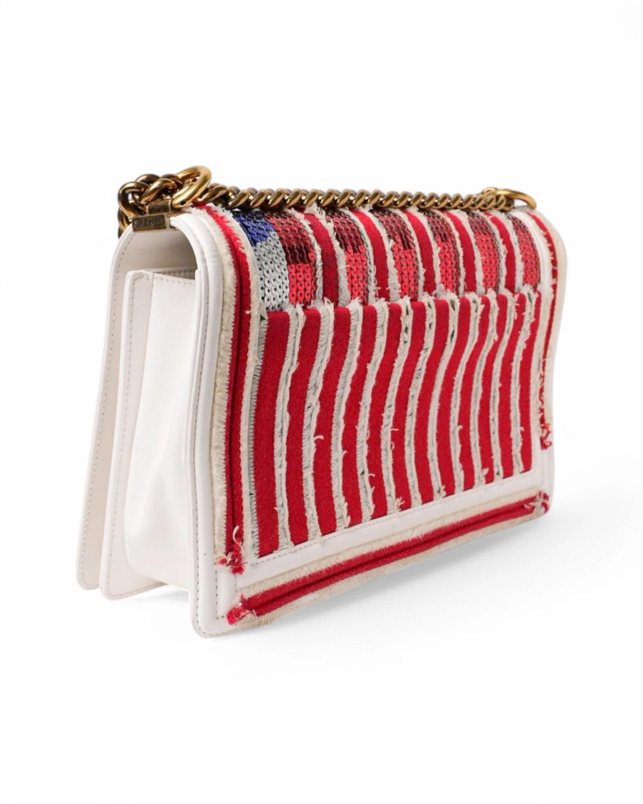 Chanel Boy Large Paris-Cuba White In Excellent Condition For Sale In Torre Del Greco, IT