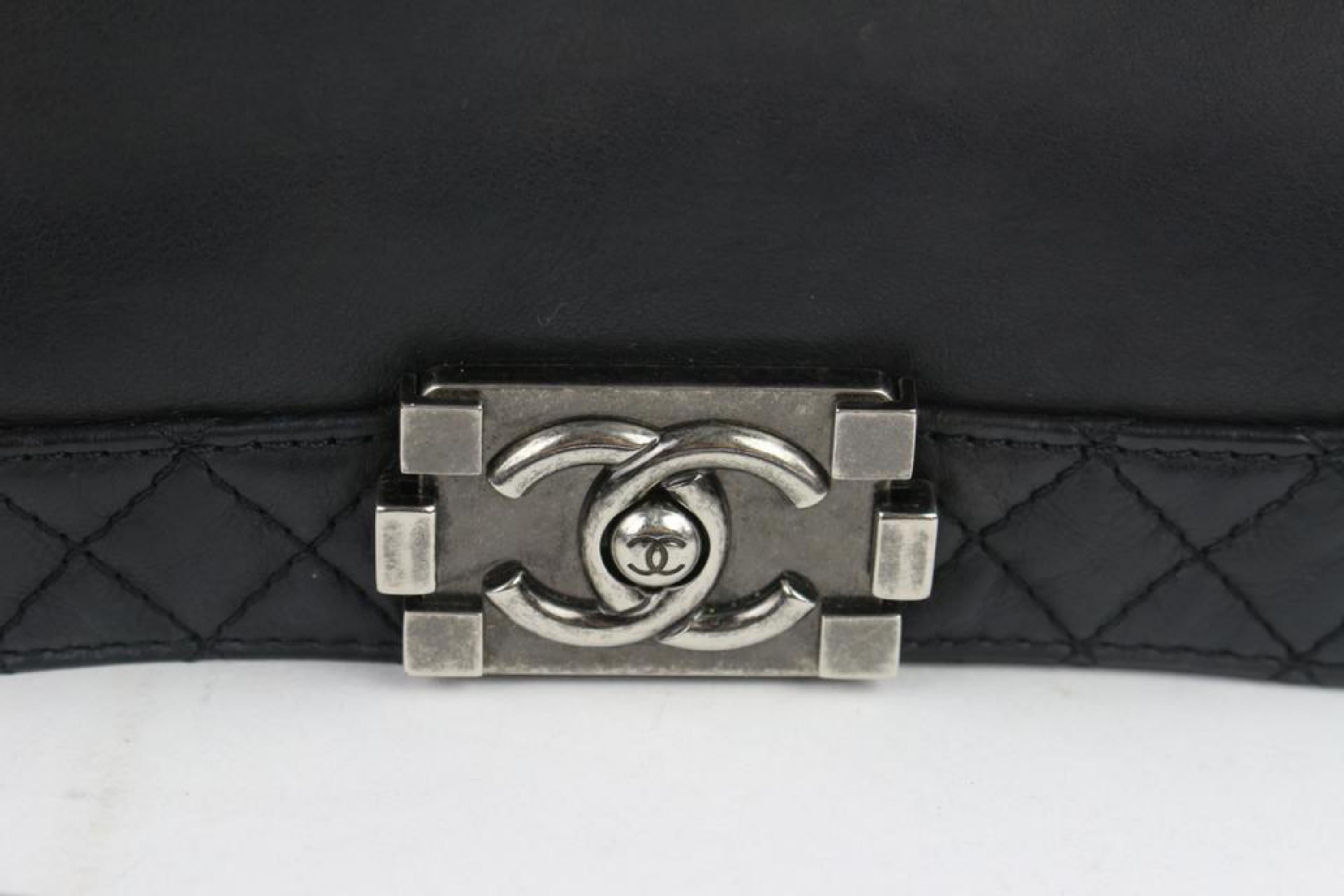 Chanel Boy Large Reverso Quilted 18cz1023 Black Leather Shoulder Bag For Sale 5