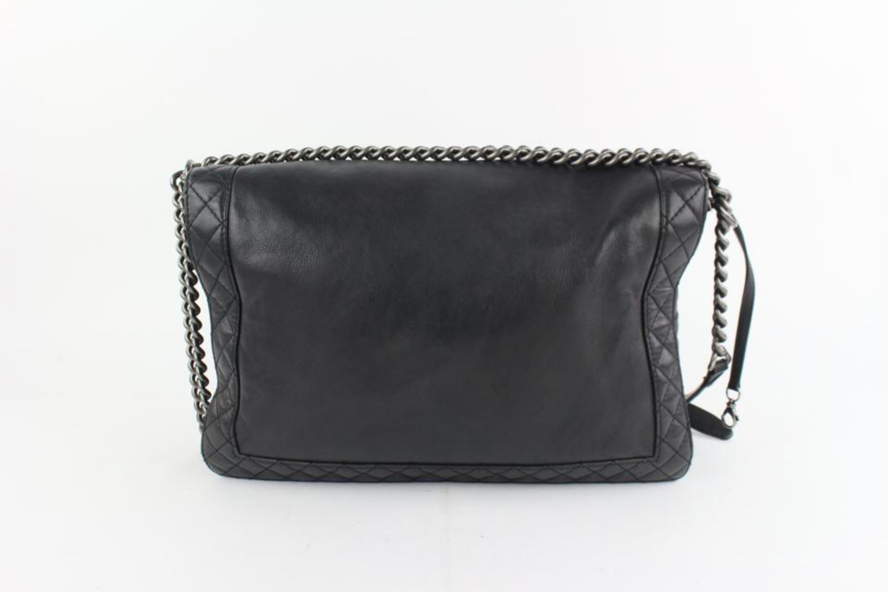 Chanel Boy Large Reverso Quilted 18cz1023 Black Leather Shoulder Bag For Sale 3