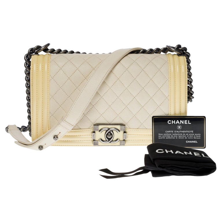 Chanel Boy medium shoulder bag in beige caviar and Yellow patent leather,  SHW