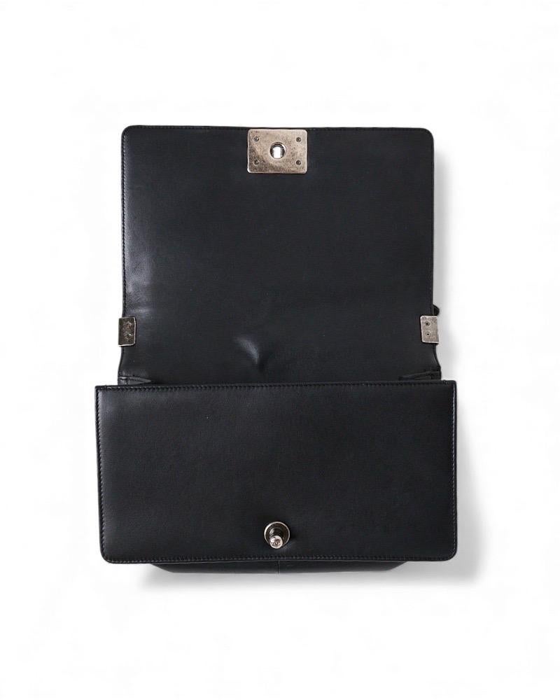 Chanel Boy Medium Trapuntata Nera in vendita 15