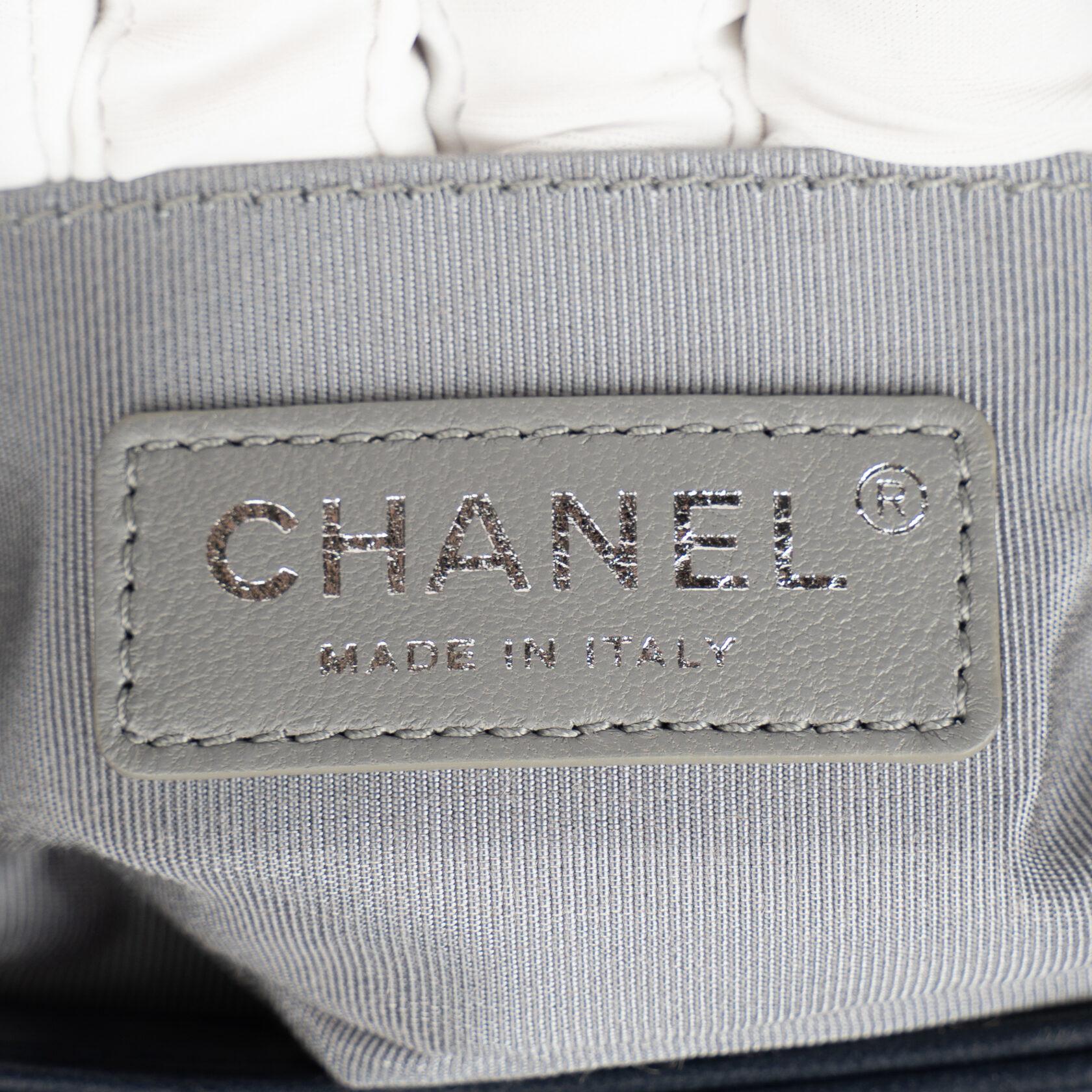 Chanel Boy Micro in Velvet For Sale 5
