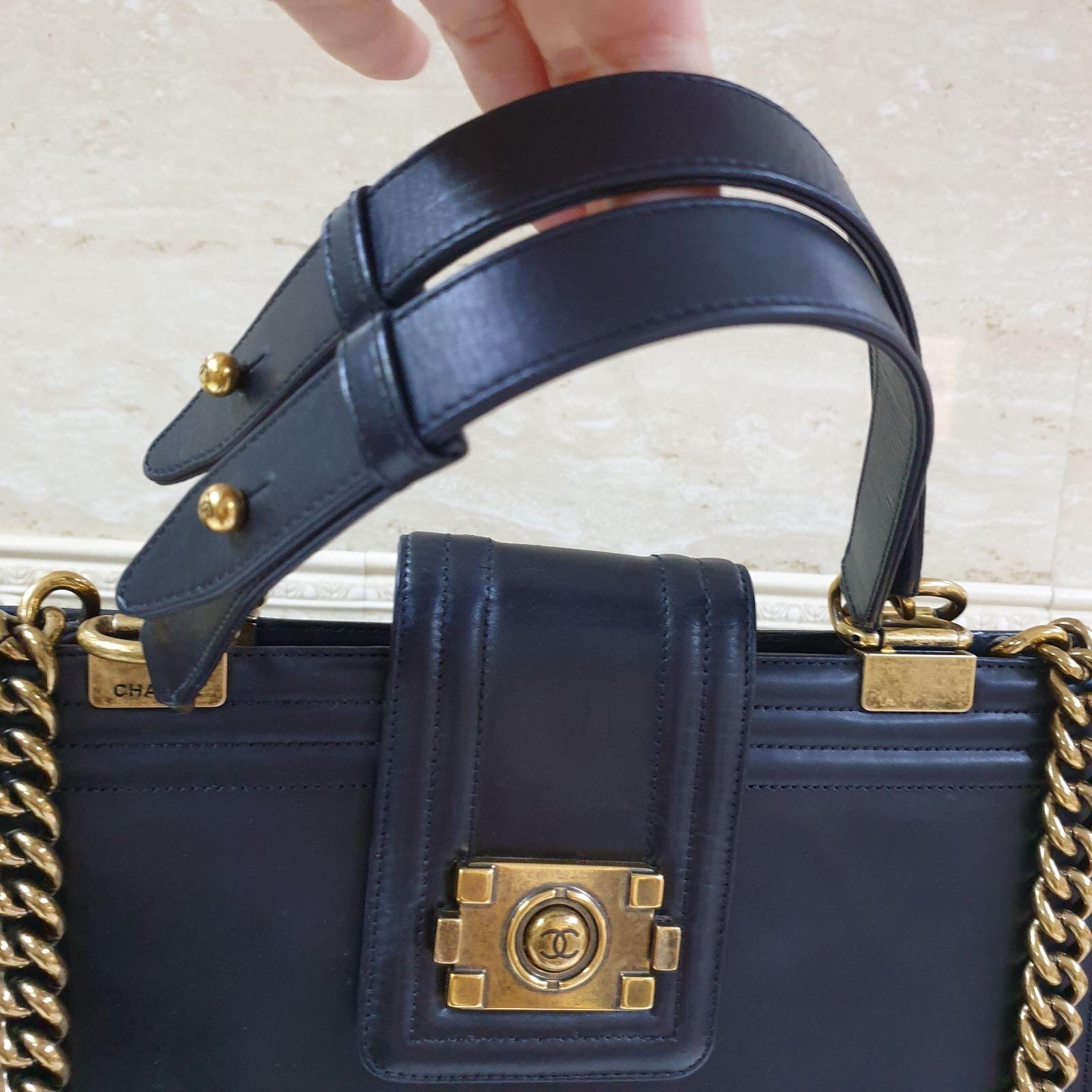 Chanel Boy North to South Black Leather Tote Bag In Excellent Condition In Krakow, PL