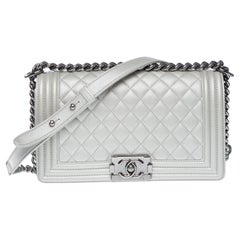 Chanel Boy Old medium shoulder bag in Metallic Silver Quilted leather, PHW !