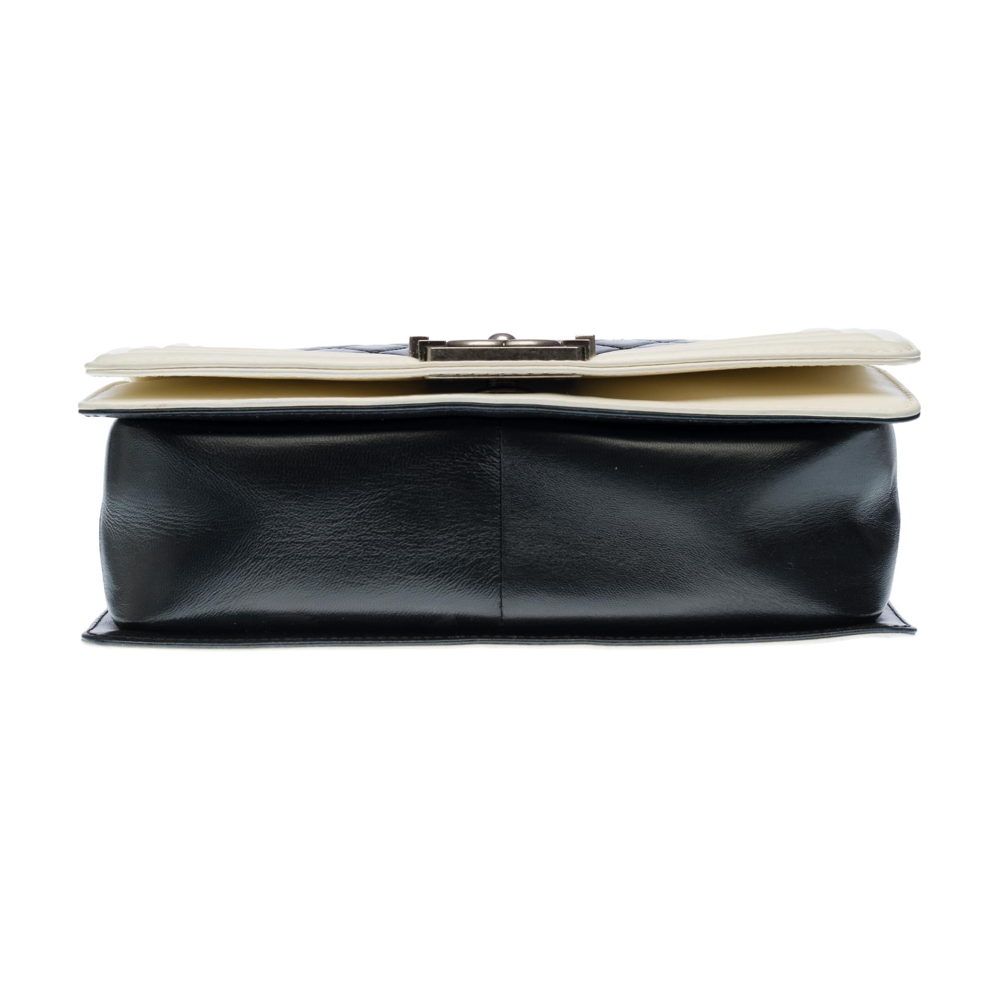 Chanel Boy Old medium(25cm) shoulder bag in Black & White quilted leather, SHW 5
