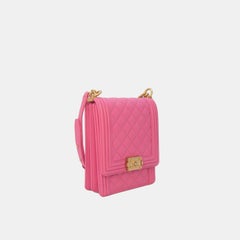 Borsa Chanel Boy Pink North South con hardware dorato