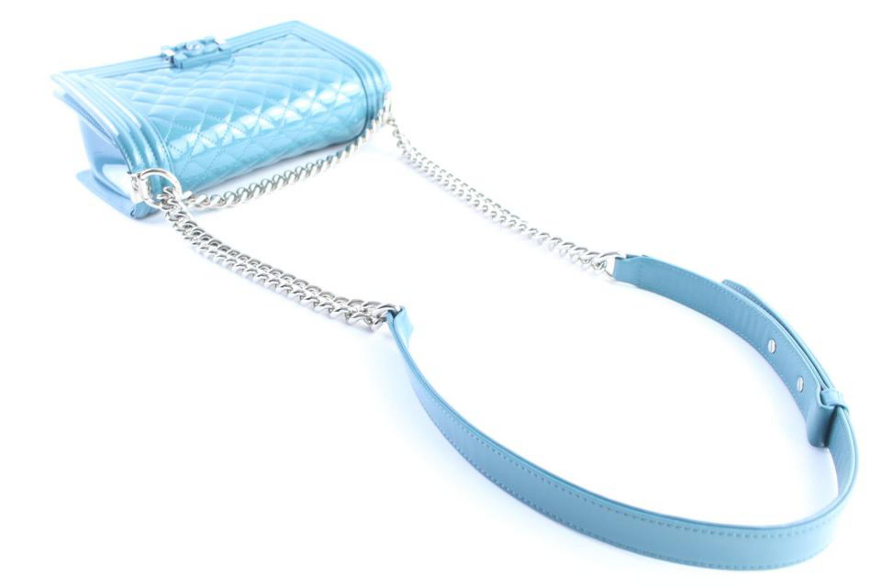 Chanel Boy Plexiglass 1cr0604 Aqua Blue Quilted Patent Leather Cross Body Bag For Sale 2
