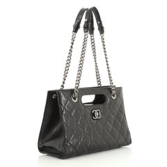 Chanel Boy Shopper Gestepptes glasiertes Kalbsleder Medium