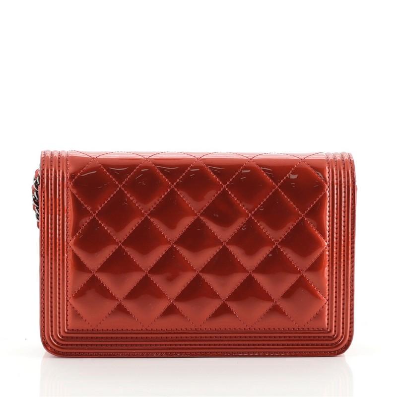 Chanel Boy Wallet on Chain Quilted Patent In Good Condition In NY, NY