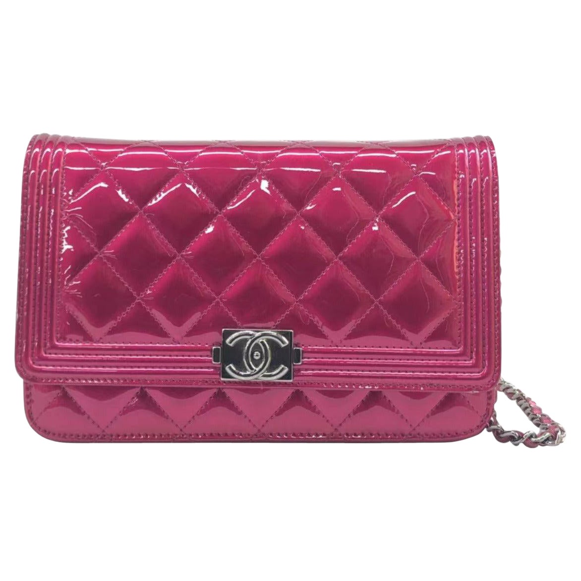 Chanel Boy WOC Brieftasche an Kette mit halber Klappe 2014 Rosa Lackleder