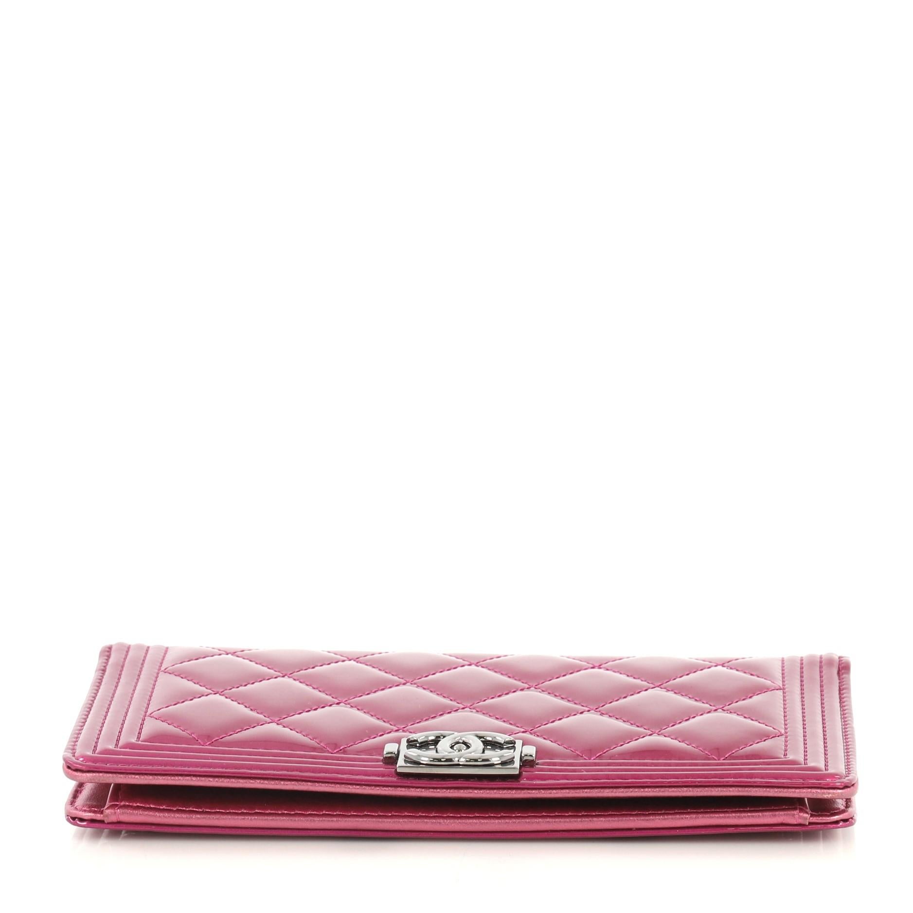 Women's Chanel Boy Yen Wallet Quilted Patent