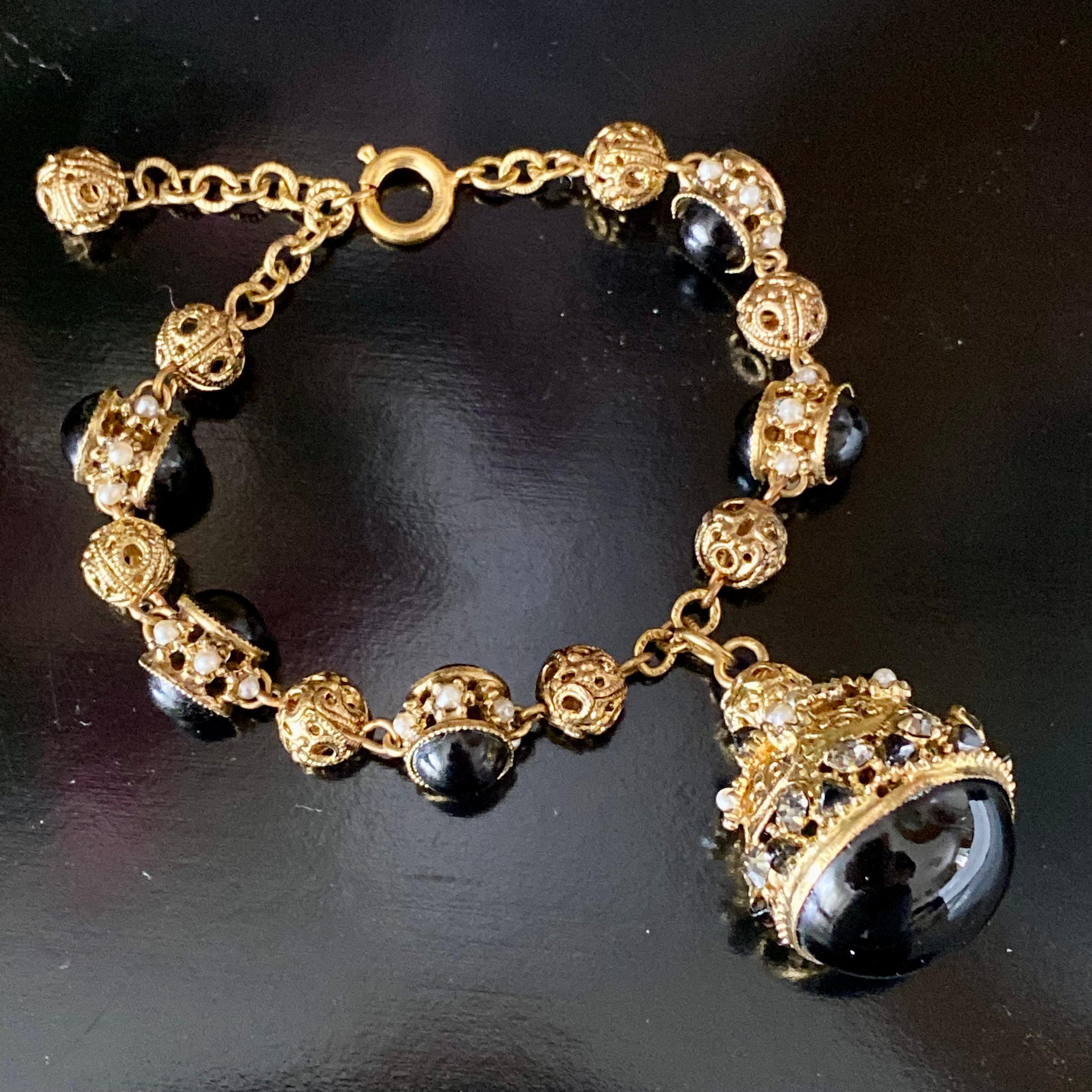 Chanel Bracelet 1950s by Robert Goossens. For Sale 6