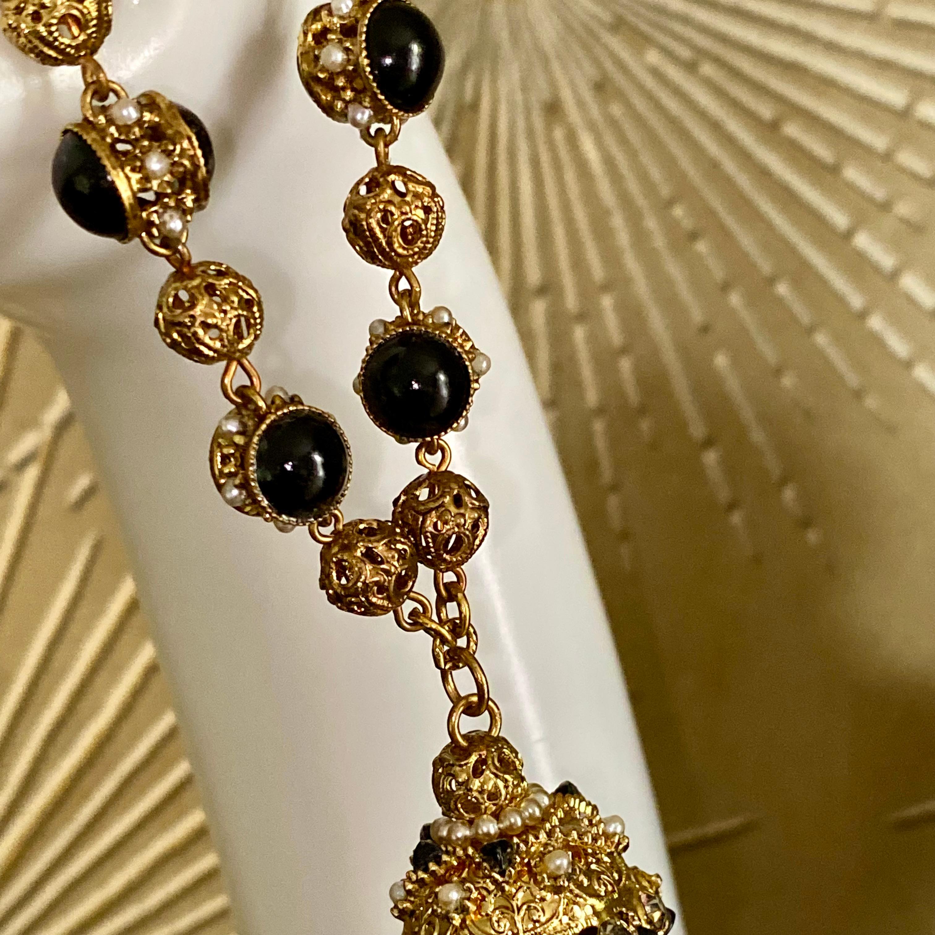 Chanel Bracelet 1950s by Robert Goossens. For Sale 4