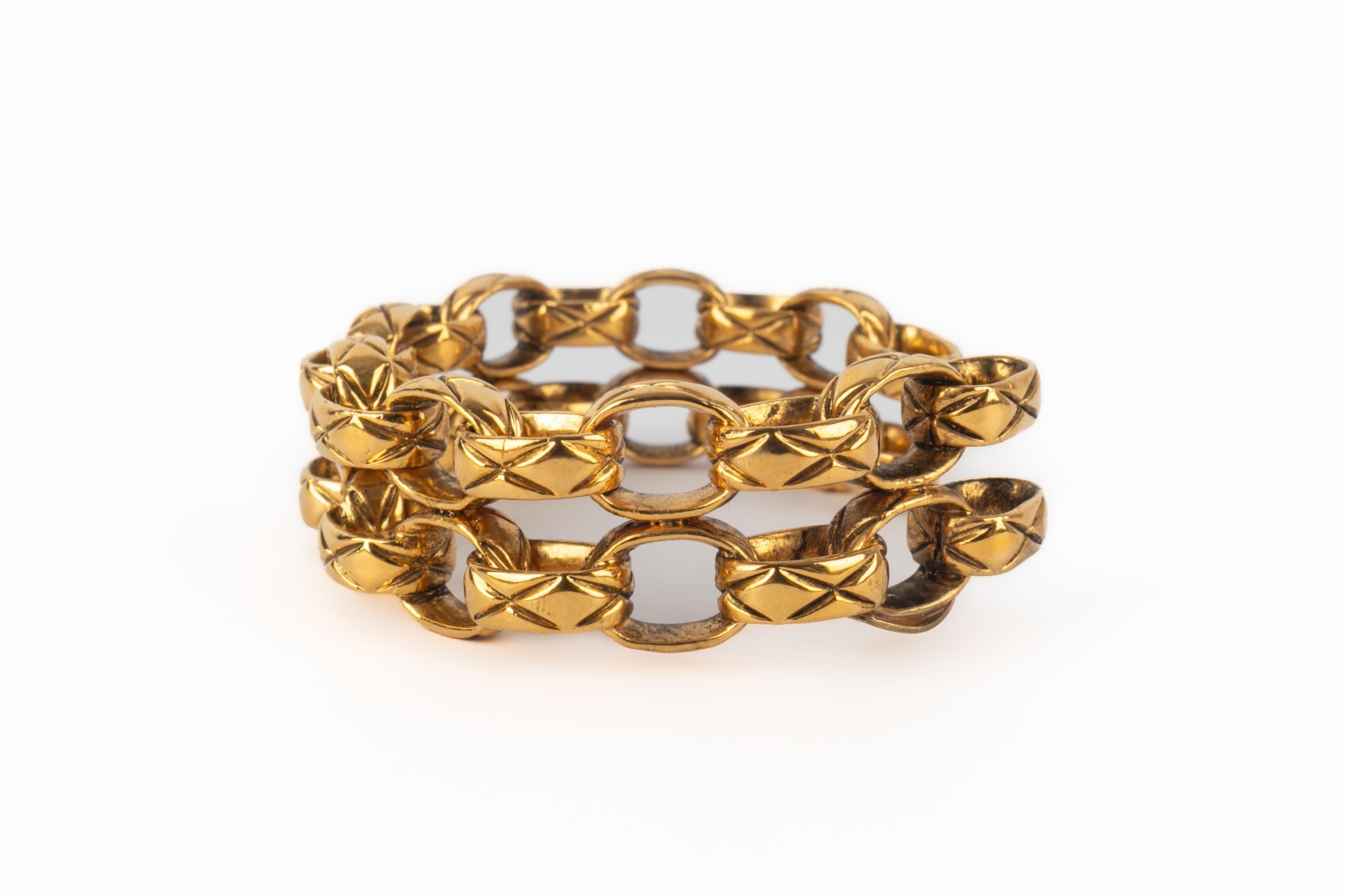 Donna Bracciale Chanel anni '80 in vendita